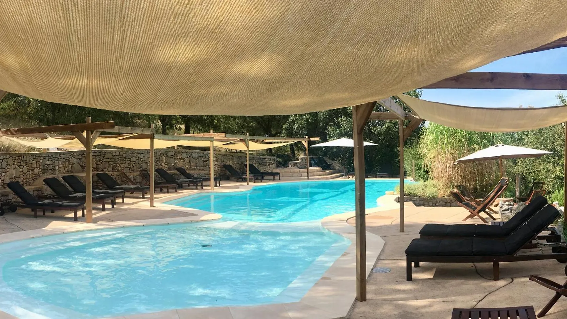 Aux Lodges Du Mas De Nadal Sauliac-sur-Cele Luxury tent